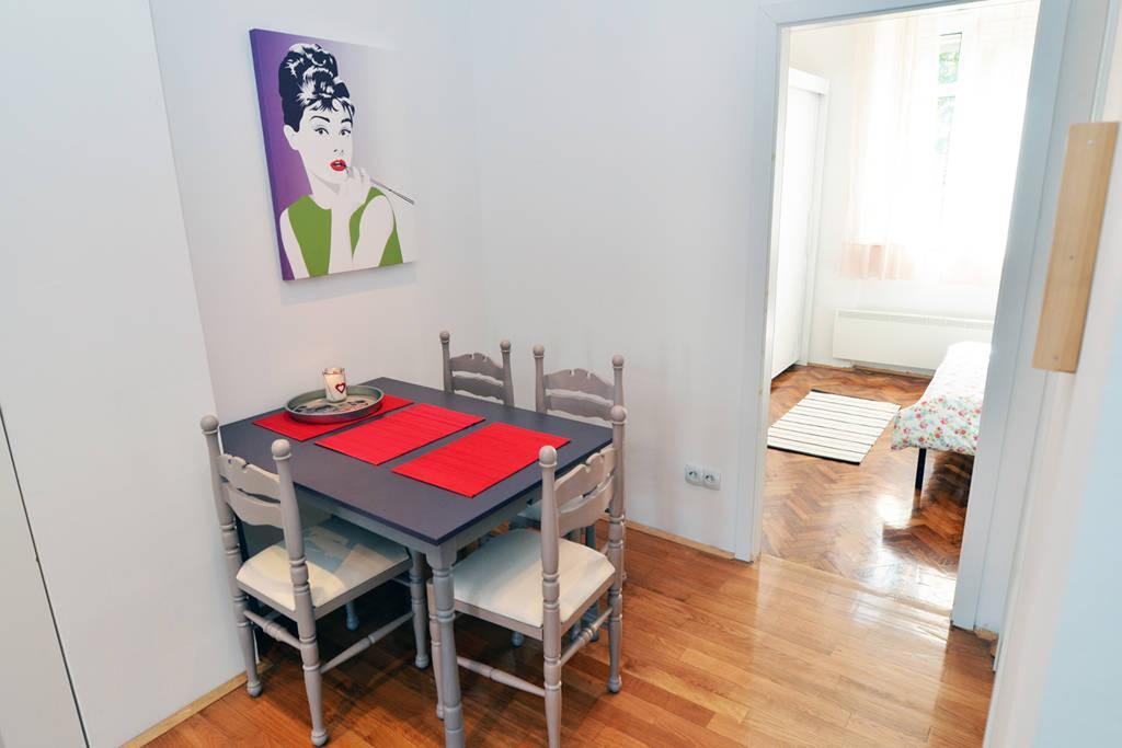 Charming Apartment Zagreb Phòng bức ảnh